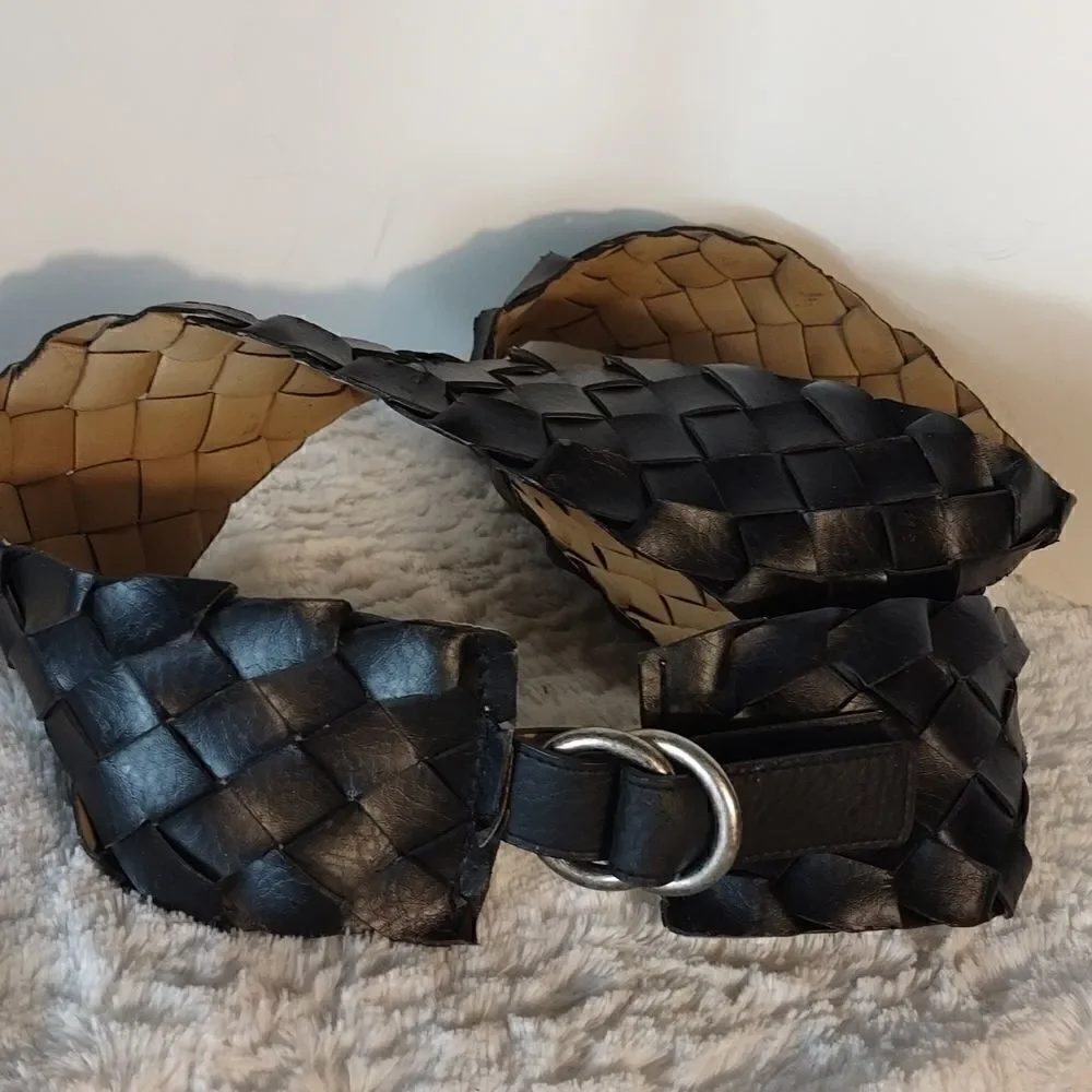 Braided Woman's Faux Leather Belt